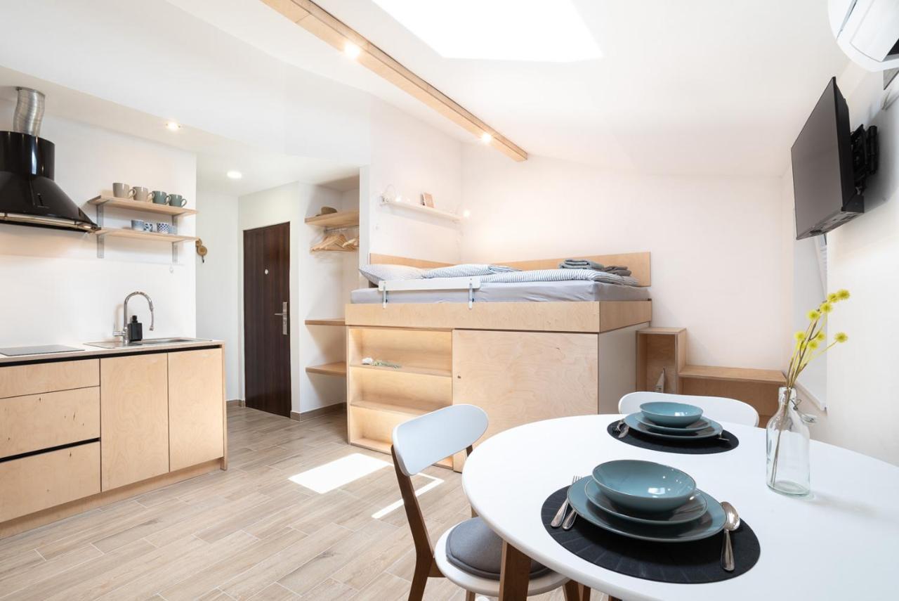 Apartments Nautilus, Nearby Beach Svetilnik Izola Dış mekan fotoğraf
